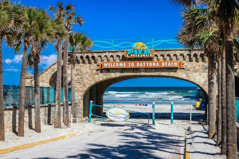 Vacation In Comfort And Luxury - 1 Bedroom Direct Oceanfront - Wyndham Ocean Walk Resort 1607 Daytona Beach Bagian luar foto